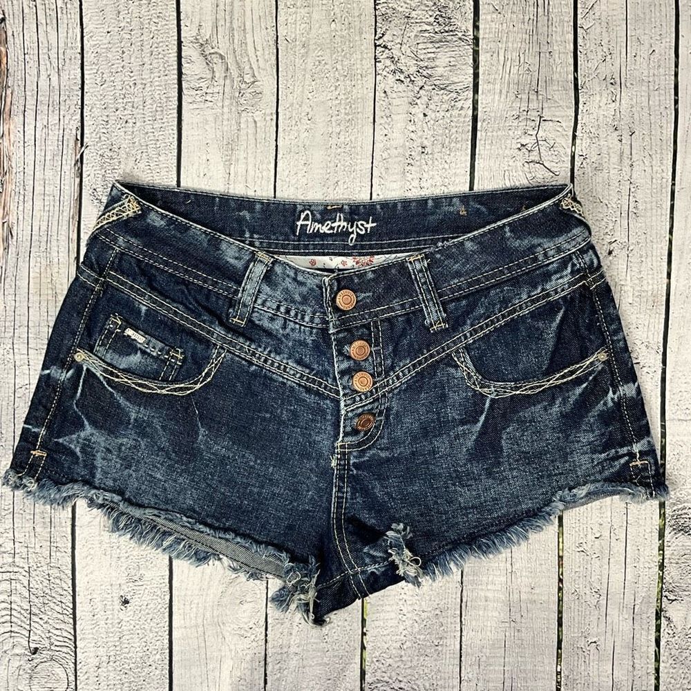 AMETHYST Jean Shorts 